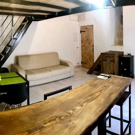 Dimora D'errico - Monolocale Nel Centro Storico Apartmán Carovigno